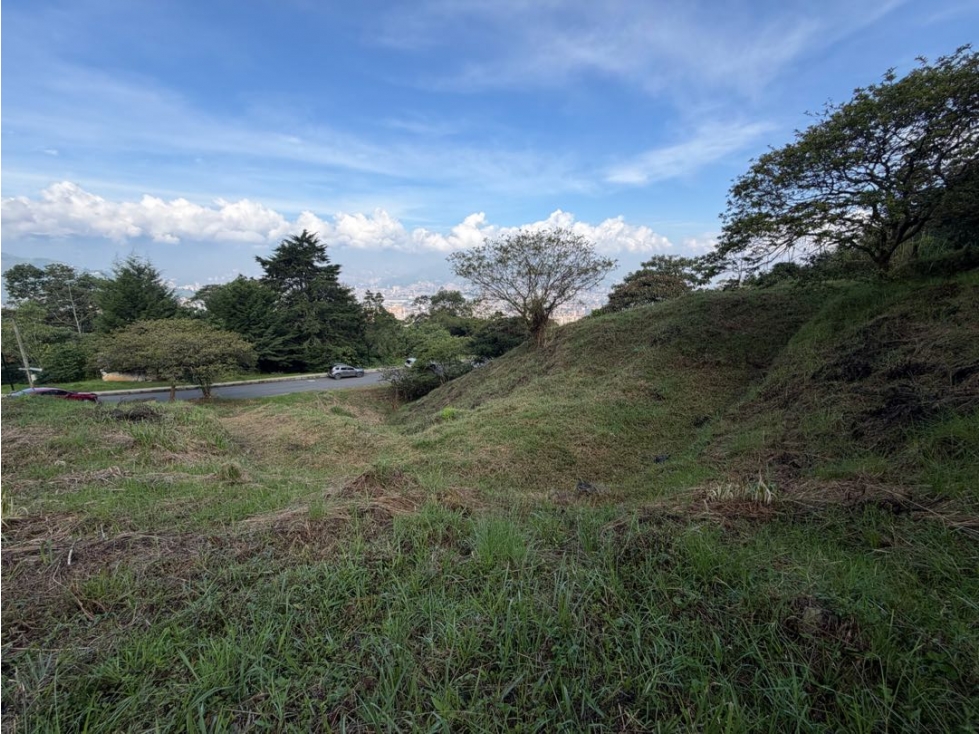 VENTA LOTE EN LOMA DEL ESCOBERO PARTE BAJA, ENVIGADO, UNIDAD CERRADA — foto 4