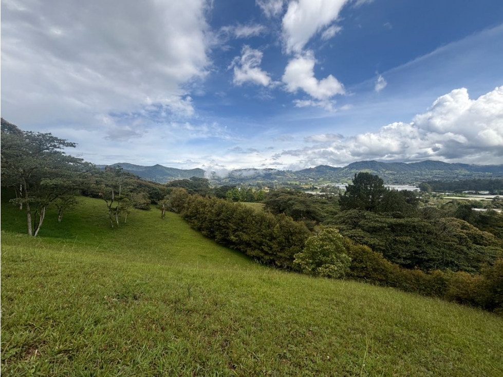 Venta lote en unidad cerrada 4.674 m² vía San Antonio La Ceja — foto 2