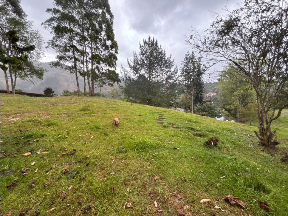Venta lote en unidad cerrada en Fizebad El Retiro — foto 3