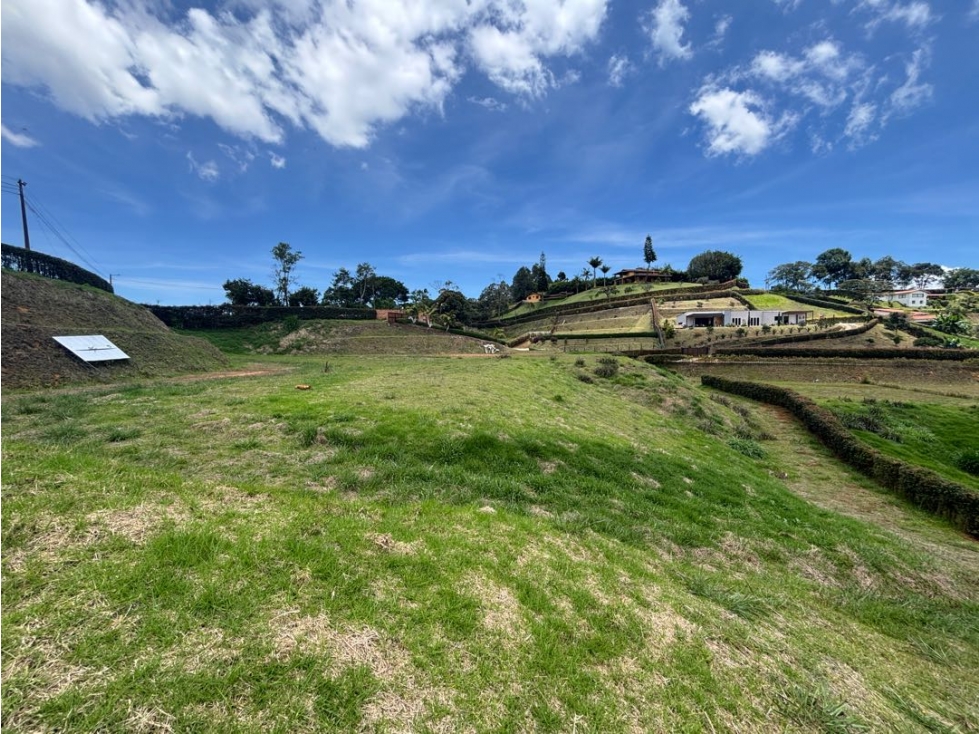 Venta lote en Samaria El Carmen con doble acceso y vista privilegiada — foto 2