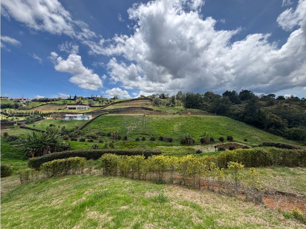 Venta lote en Samaria El Carmen con doble acceso y vista privilegiada — foto 4