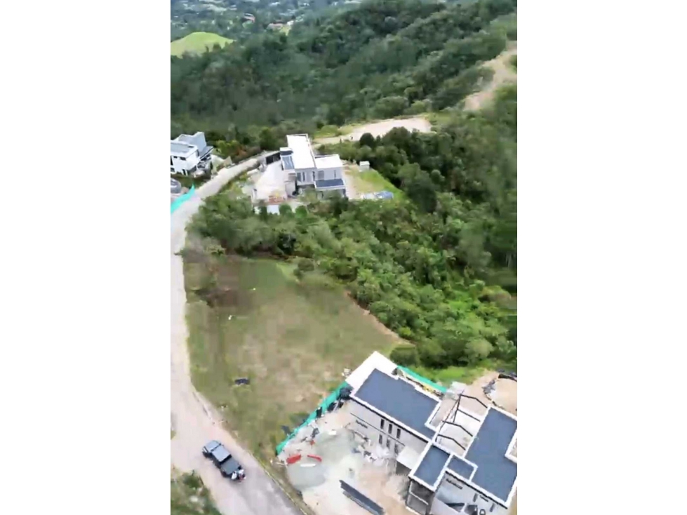Venta Lote Envigado Alto del Escobero en Unidad con Zonas Comunes — foto 2