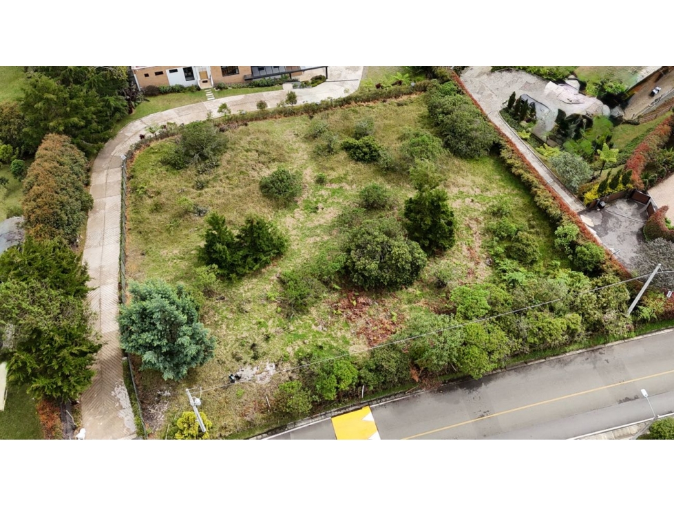 Venta lote Independiente en El Alto de Las Palmas