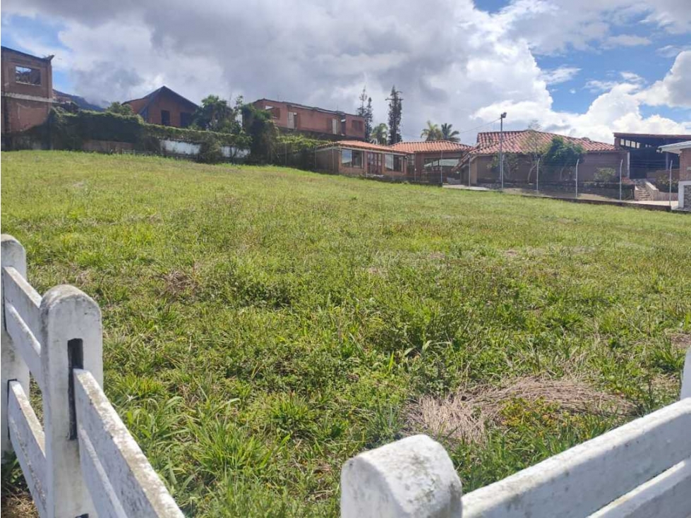 VENTA LOTE LAGO CALIMA EN CONDOMINIO - 6