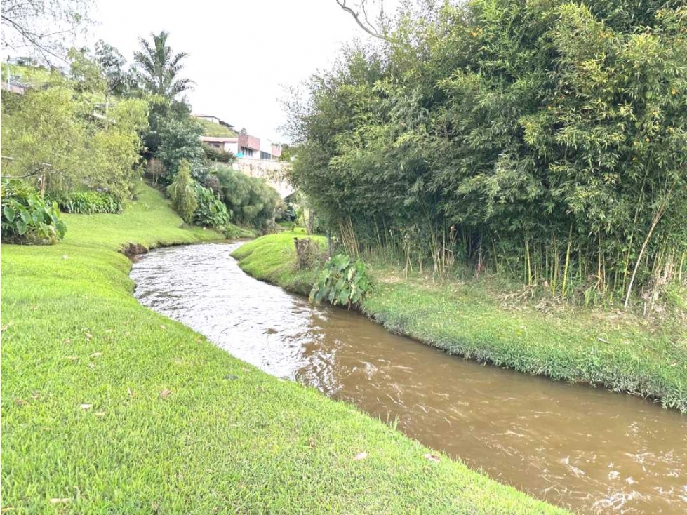 Venta lote parcelacion en El Retiro,área 2.004 mt2 $900.000.000 — foto 3