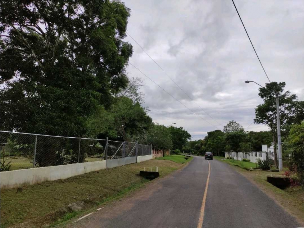 VENTA LOTE 7390M2 EL ROBLE DE AGUADULCE A 600M2 DE LA PRINCIPAL — foto 4