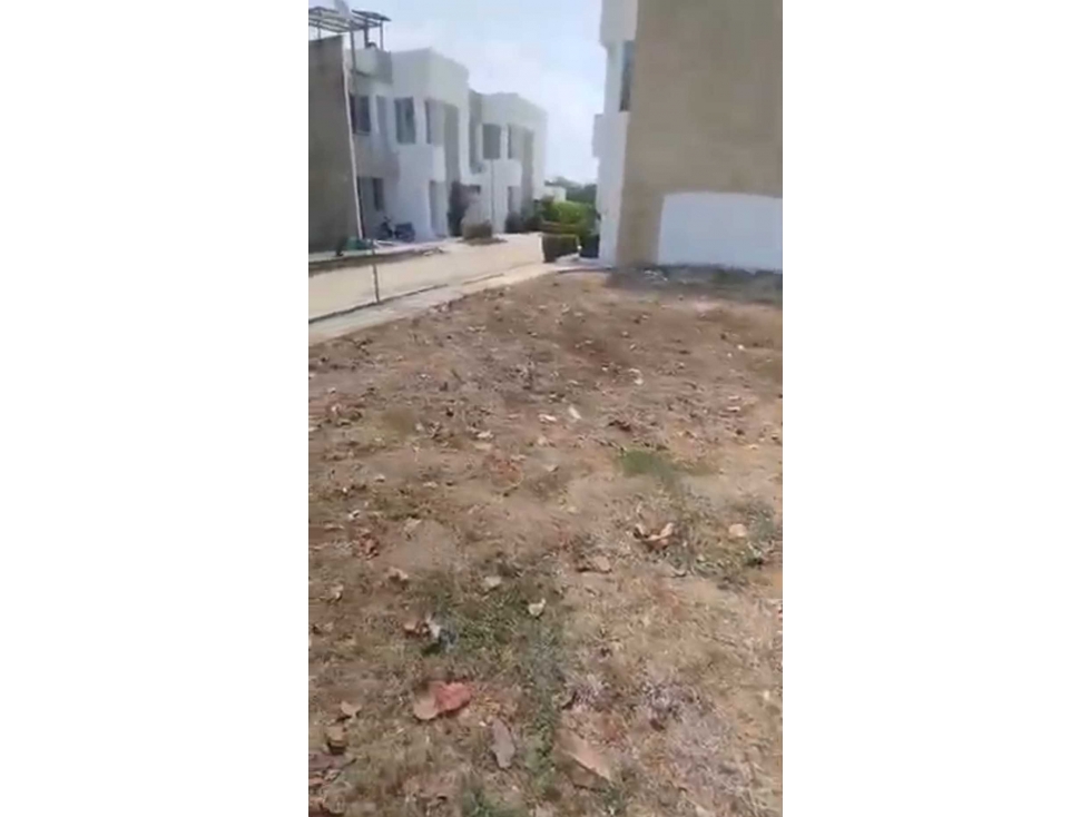 Venta Lote vacio Carmen de Aplícala, área 72 Mts en Conjunto cerrado - 1