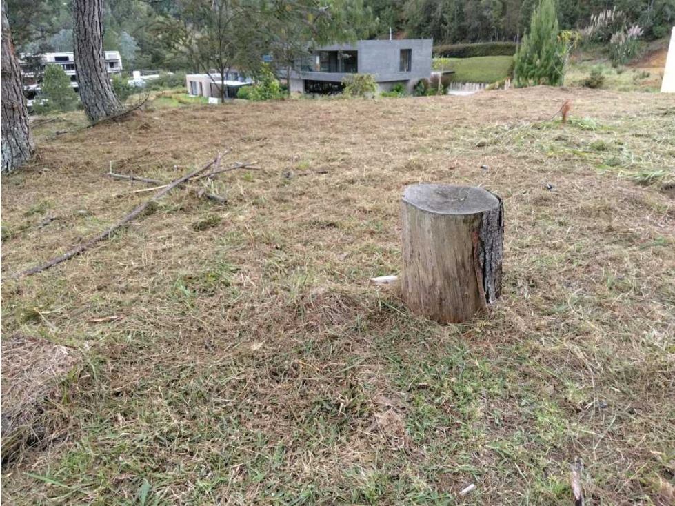 Venta Lote Alto de las Palmas Envigado Escobero en UNIDAD Tipo Club — foto 2