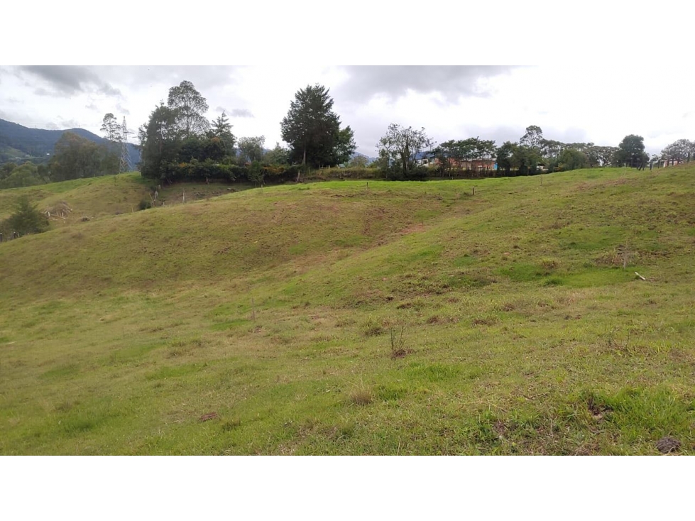 Venta Lote Zona Alta Valorización Buen Area y Vistas Capiro — foto 2