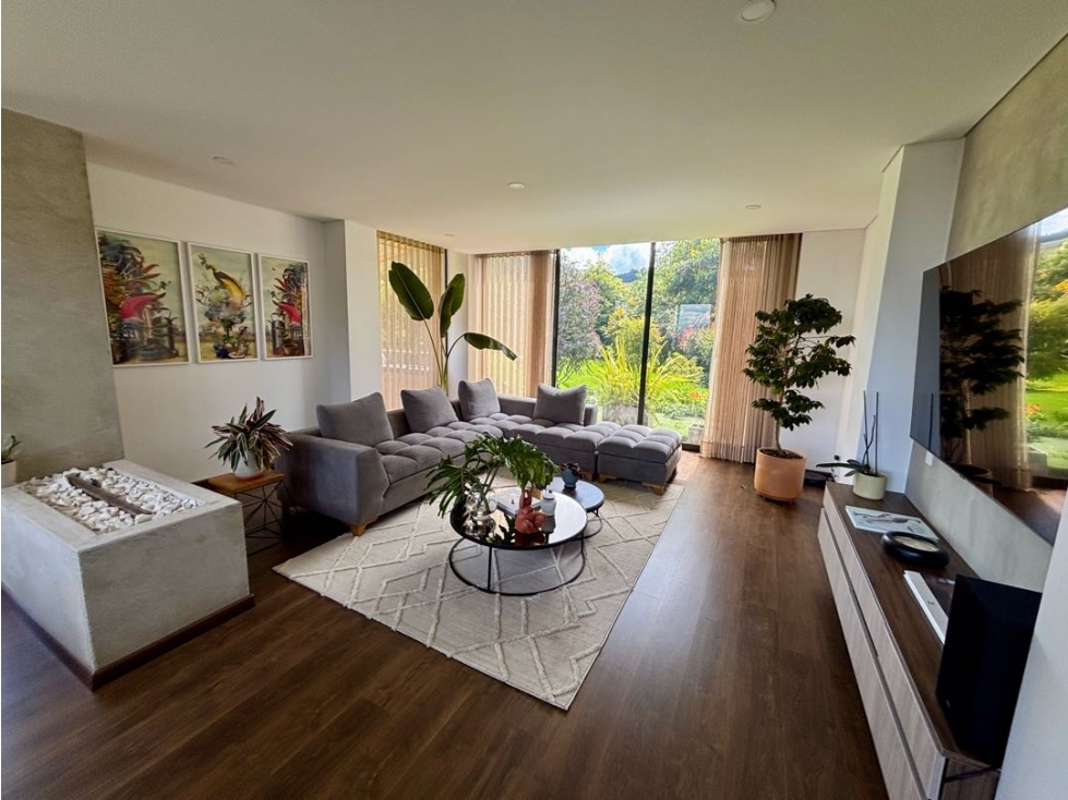 Venta. Macadamia del Río. La Calera. 347mts. 3 habs. Impecable! — foto 6