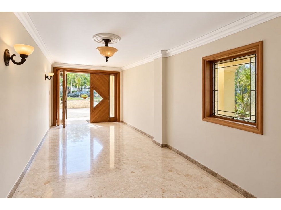 VENTA! Magnífica casa en Castillogrande! — foto 3