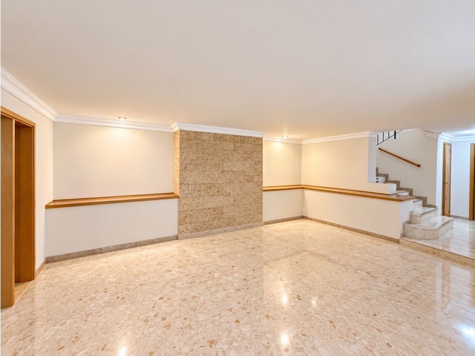 VENTA! Magnífica casa en Castillogrande! — foto 4