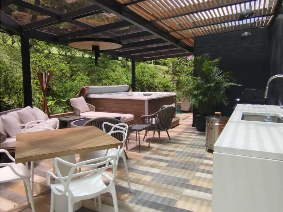 Venta Casa ESPECTACULAR Las Palmas por Colegiatura - Unidad Exclusiva — foto 3