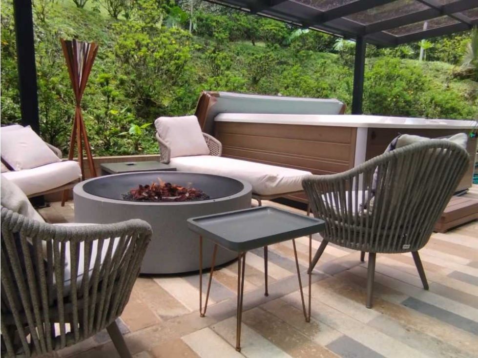 Venta Casa ESPECTACULAR Las Palmas por Colegiatura - Unidad Exclusiva — foto 4