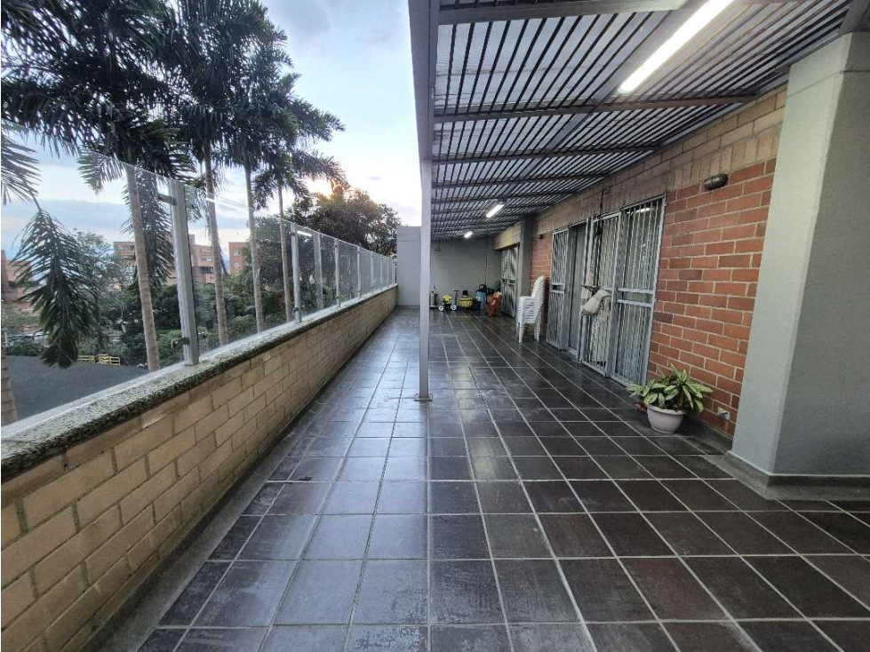 VENTA moderno apartamento en Envigado con gran Terraza — foto 3