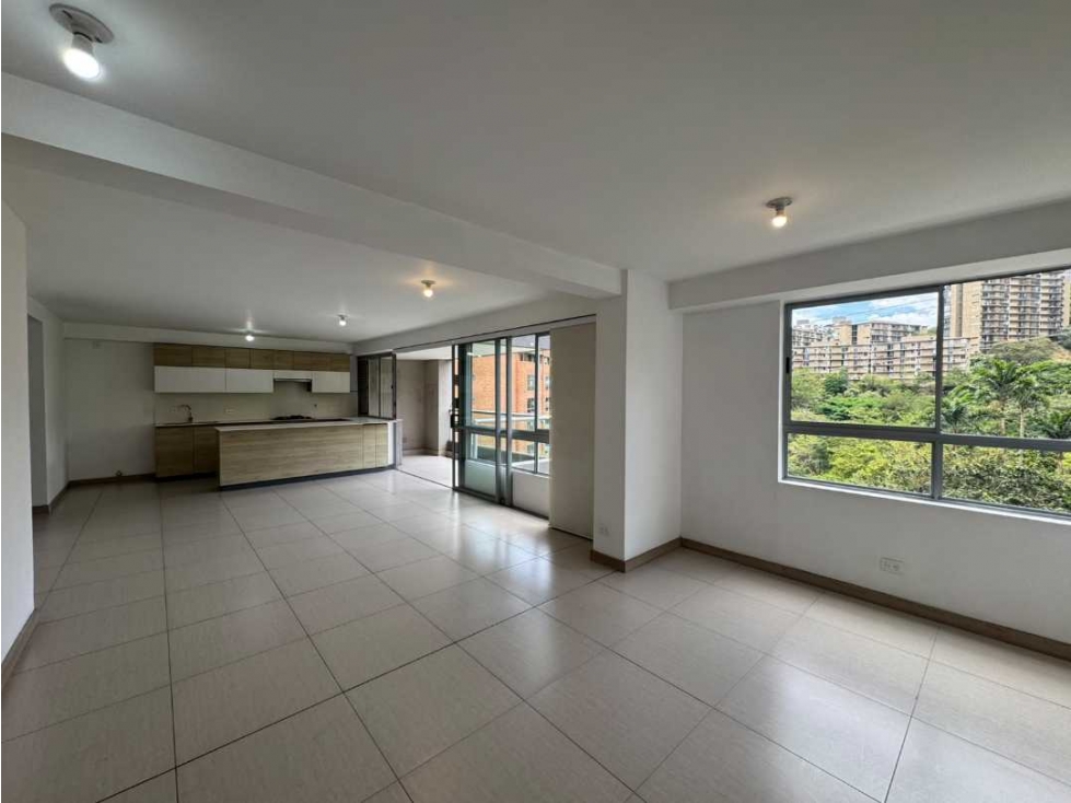 Venta moderno apartamento en Loma de San Julian