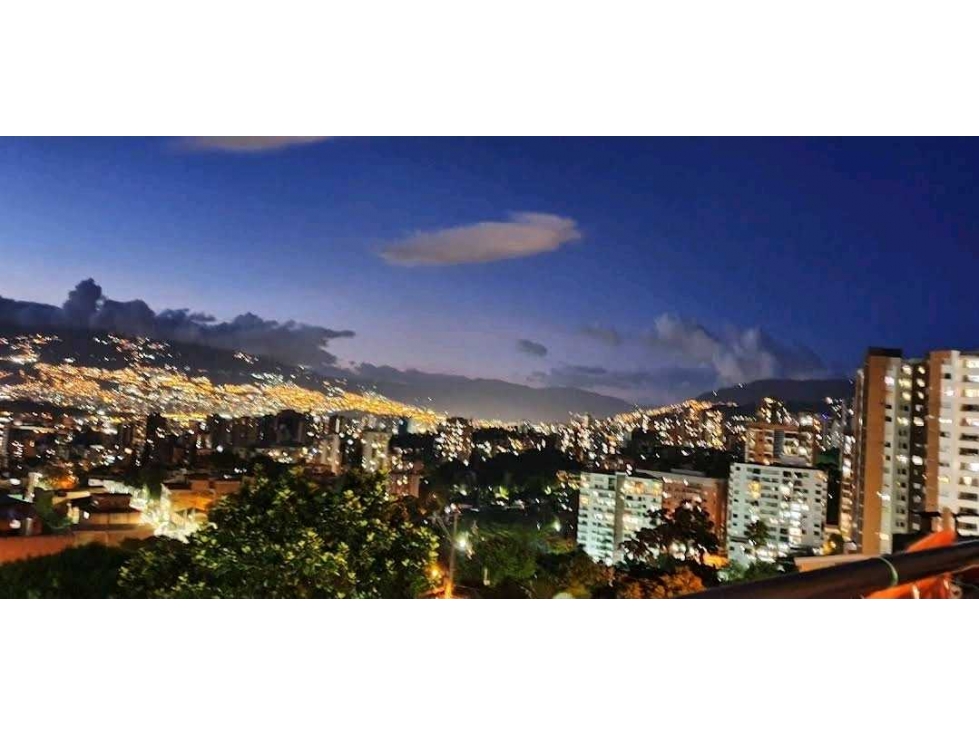 MODERNO APARTAMENTO EN ENVIGADO CON VISTA PANORAMICA OPCION VTA AMOB