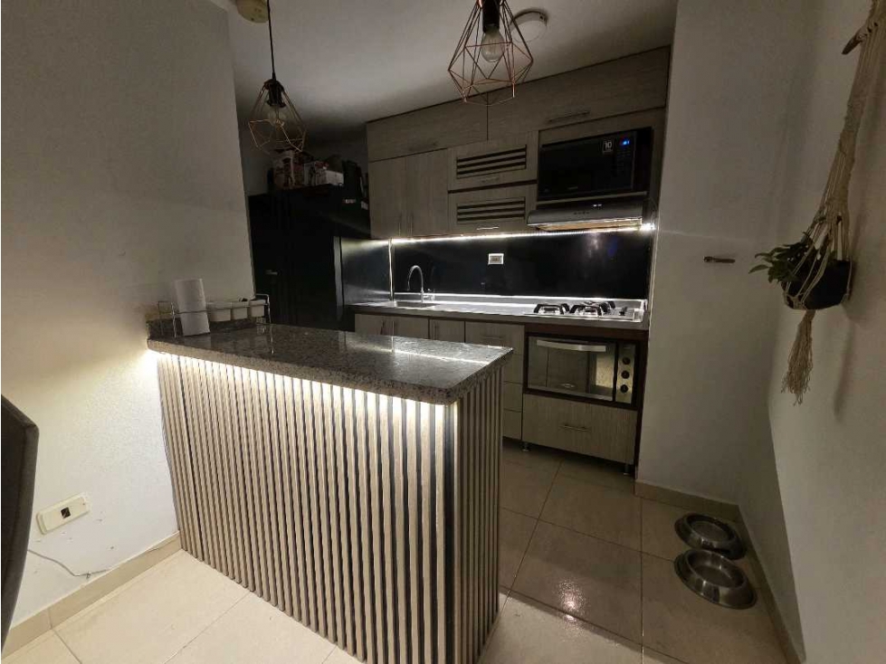 MODERNO APARTAMENTO EN ENVIGADO CON VISTA PANORAMICA OPCION VTA AMOB — foto 5