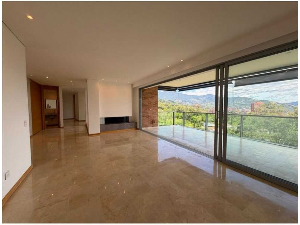 Venta moderno apartamento POBLADO - sector Duville, Cantagirone — foto 3