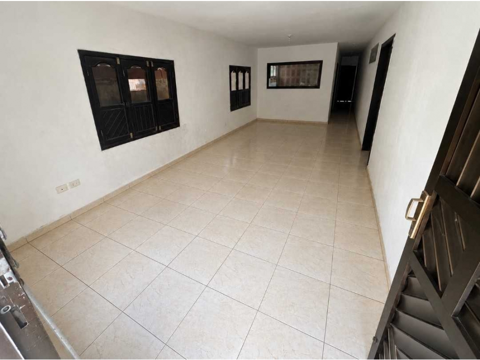 VENTA ÚNICAMENTE DE CONTADO Casa con apartamento en San Jose - 1
