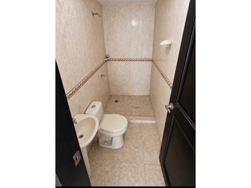 VENTA ÚNICAMENTE DE CONTADO Casa con apartamento en San Jose - 5