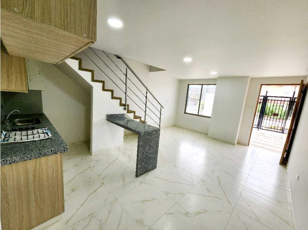 VENTA DE APARTAMENTO DUPLEX EN BARRIO MODELO