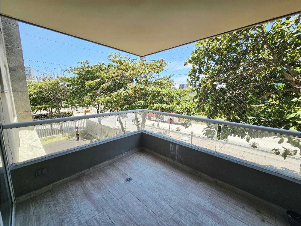 VENTA O ALQUILER DE APARTAMENTO EN LA CASTELLANA — foto 5