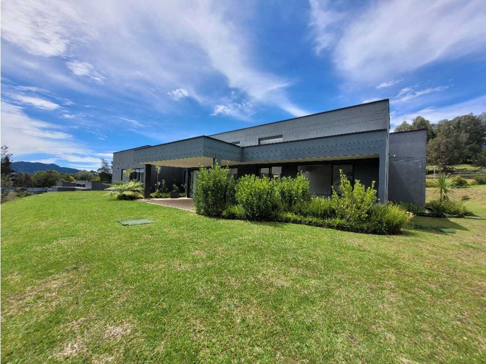 Venta o Alquiler de Casa Campestre en el Retiro sector Fizebad — foto 3