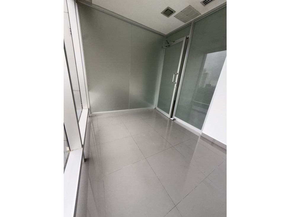 VENTA O ALQUILER DE OFICINA ASEGURADORA ANCON EN COSTA DEL ESTE JP — foto 4