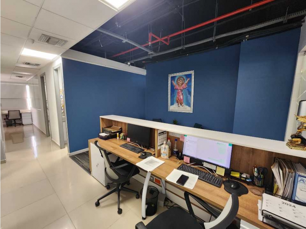VENTA O ALQUILER DE OFICINA EN ALTO PRADO - 2