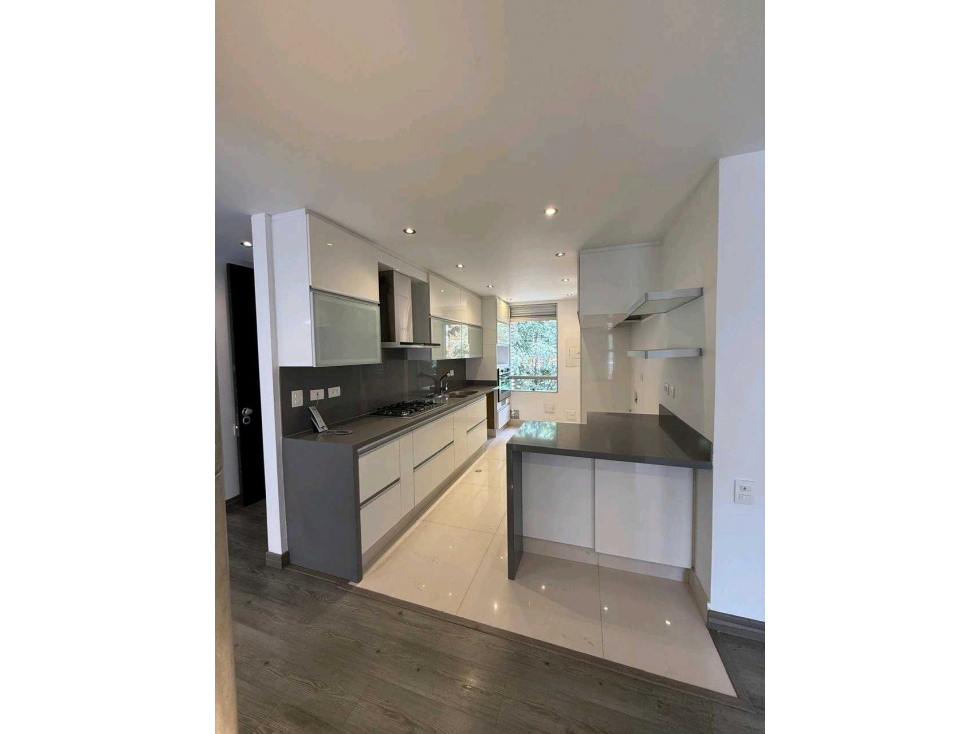 Venta o Arriendo Apartamento Rosales Bajo — foto 6