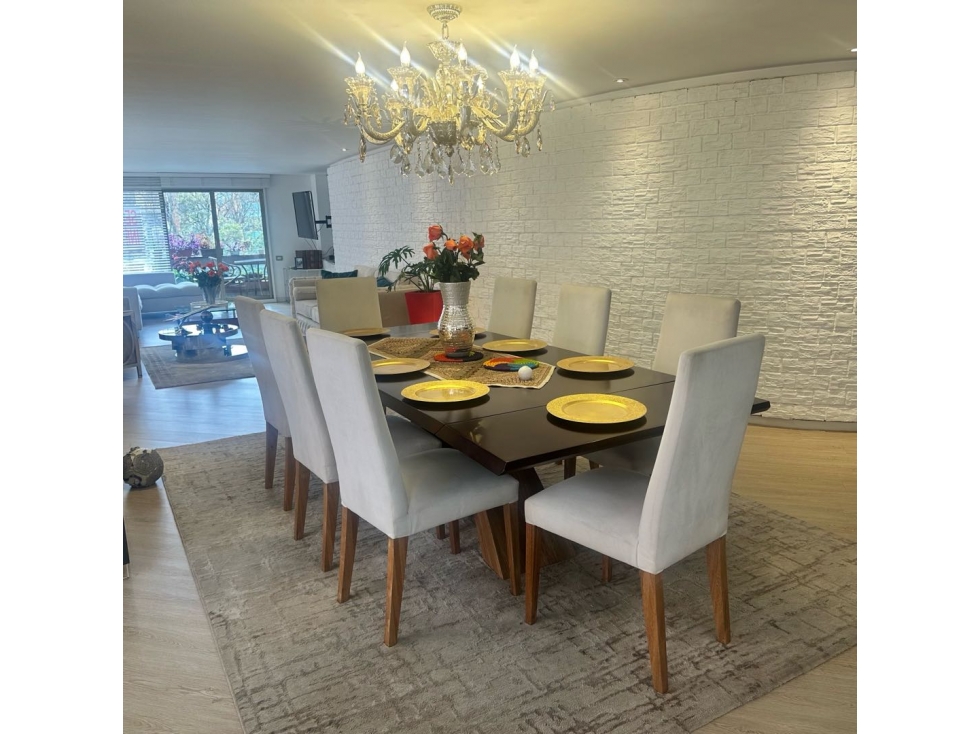Venta o arriendo apartamento Remodelado en Chicó, Bogotá. — foto 4