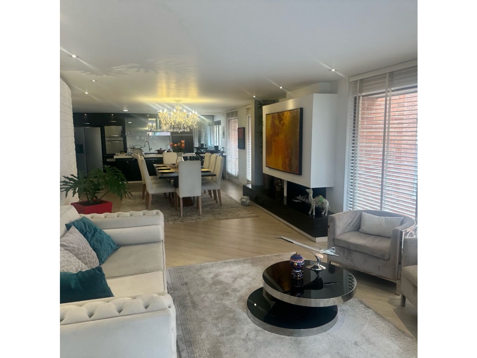 Venta o arriendo apartamento Remodelado en Chicó, Bogotá. — foto 3