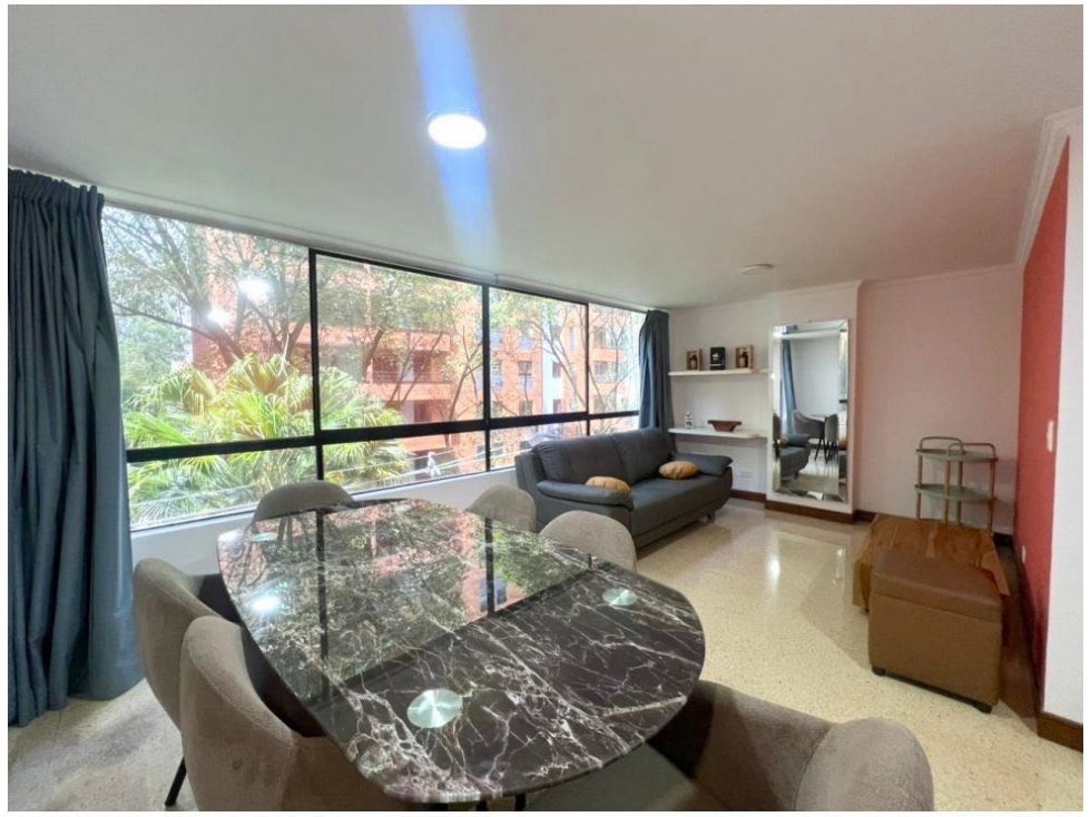 Venta o arriendo apartamento POBLADO- Milla de Oro- Remodelado