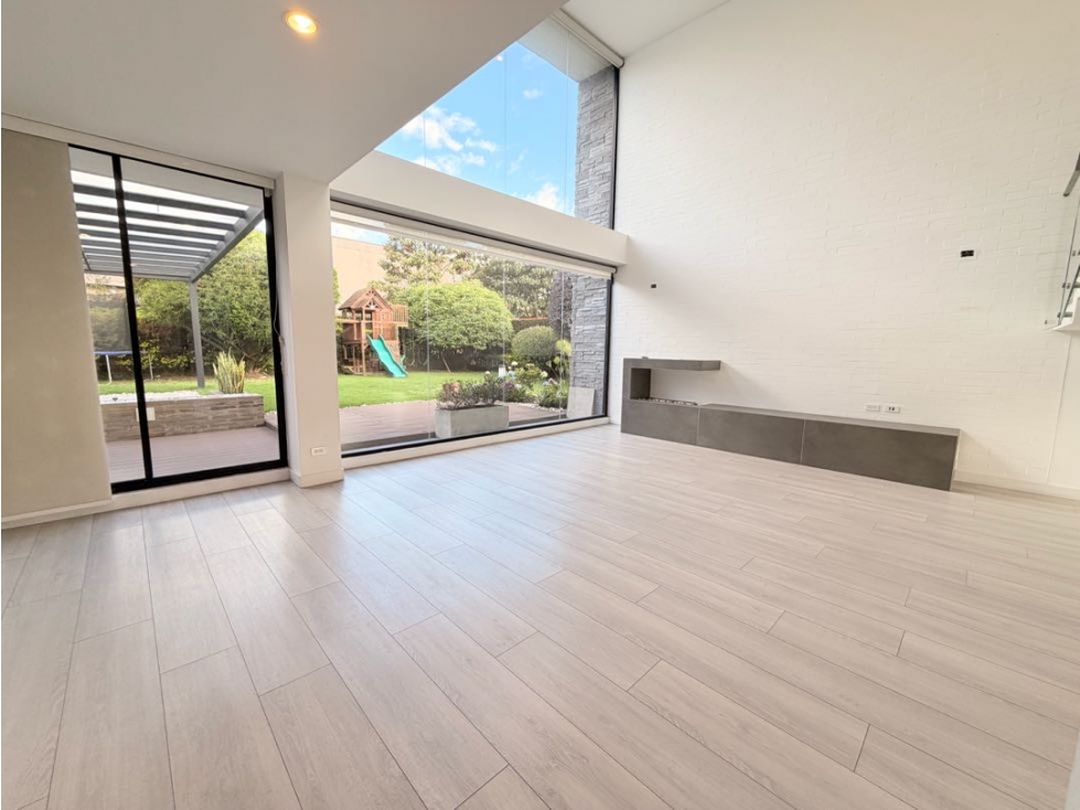Venta o Arriendo Casa Club House Serrato Cota — foto 5