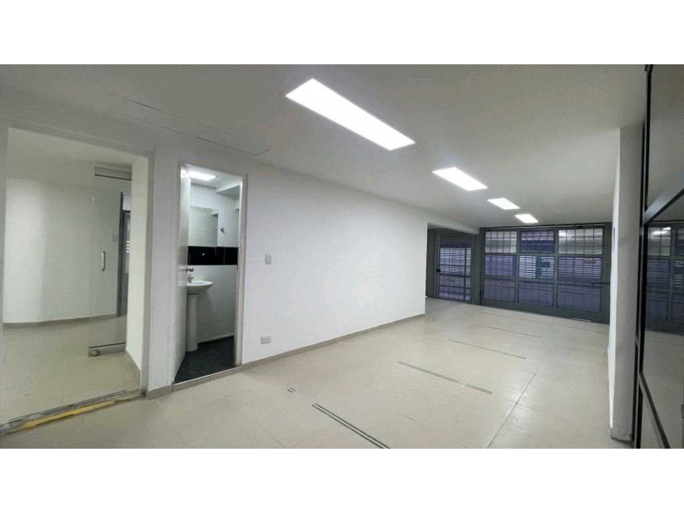 Venta o Arriendo Casa Comercial Barrio Normandía - 3