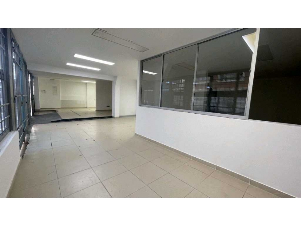 Venta o Arriendo Casa Comercial Barrio Normandía - 6
