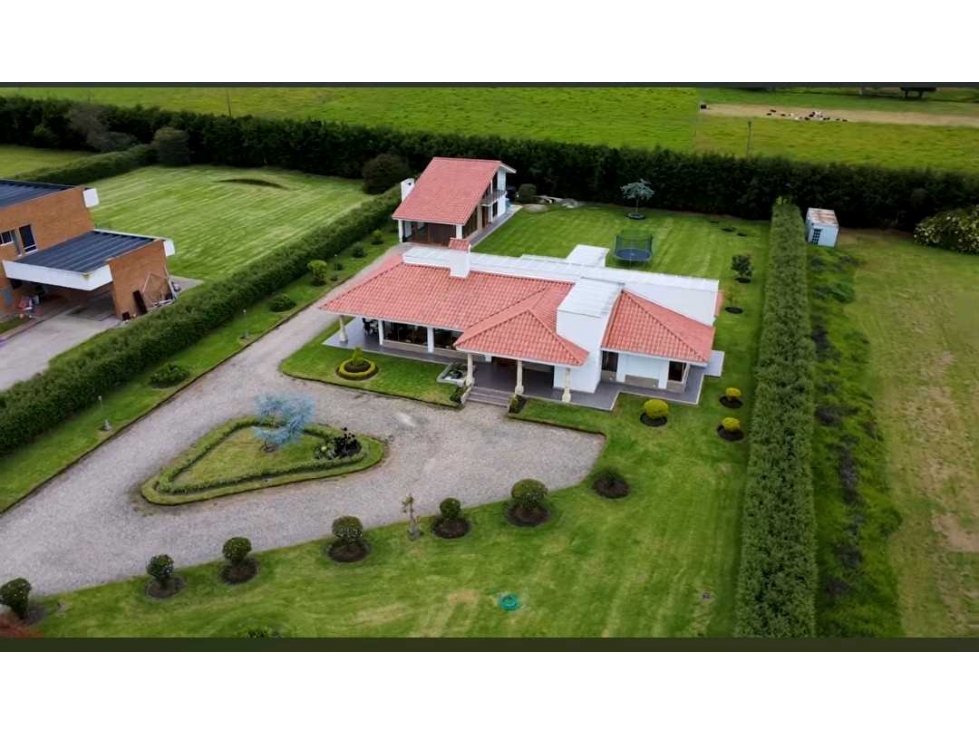 Venta o Arriendo Casa en Tenjo, 3000mts amplia 4 alcobas en ConjuntoYM — foto 2