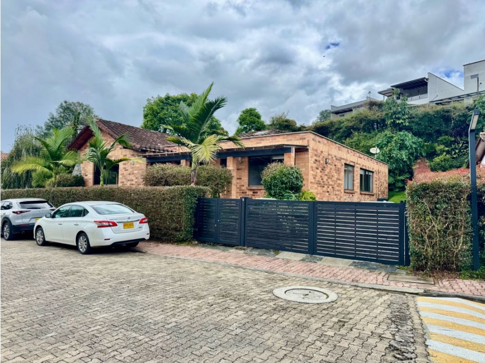 VENDO o ARRIENDO casa muy cerca al pueblo EL RETIRO en parcelación — foto 2