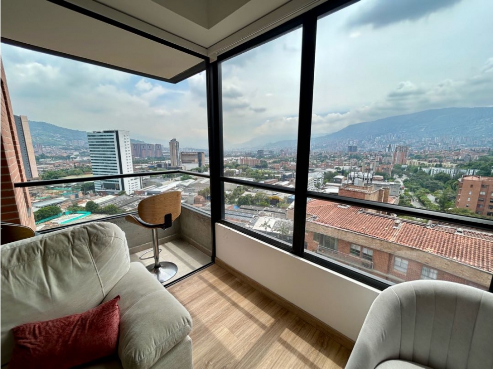 VENTA/ARRIENDO DE APARTAMENTO AMOBLADO EN ENVIGADO CERCA AL MAYORCA — foto 2