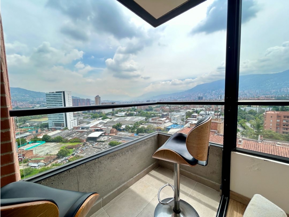 VENTA/ARRIENDO DE APARTAMENTO AMOBLADO EN ENVIGADO CERCA AL MAYORCA — foto 3
