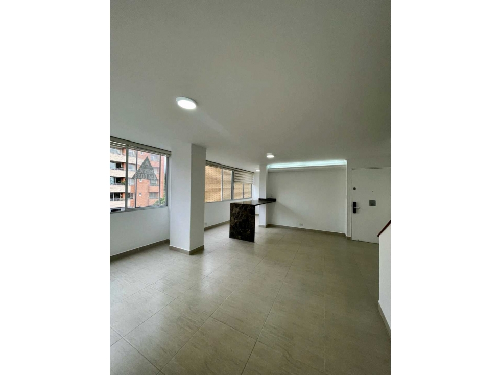 Venta o arriendo de apartamento duplex en Laureles — foto 3