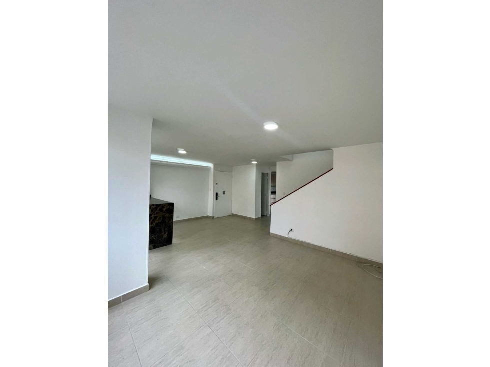 Venta o arriendo de apartamento duplex en Laureles — foto 6
