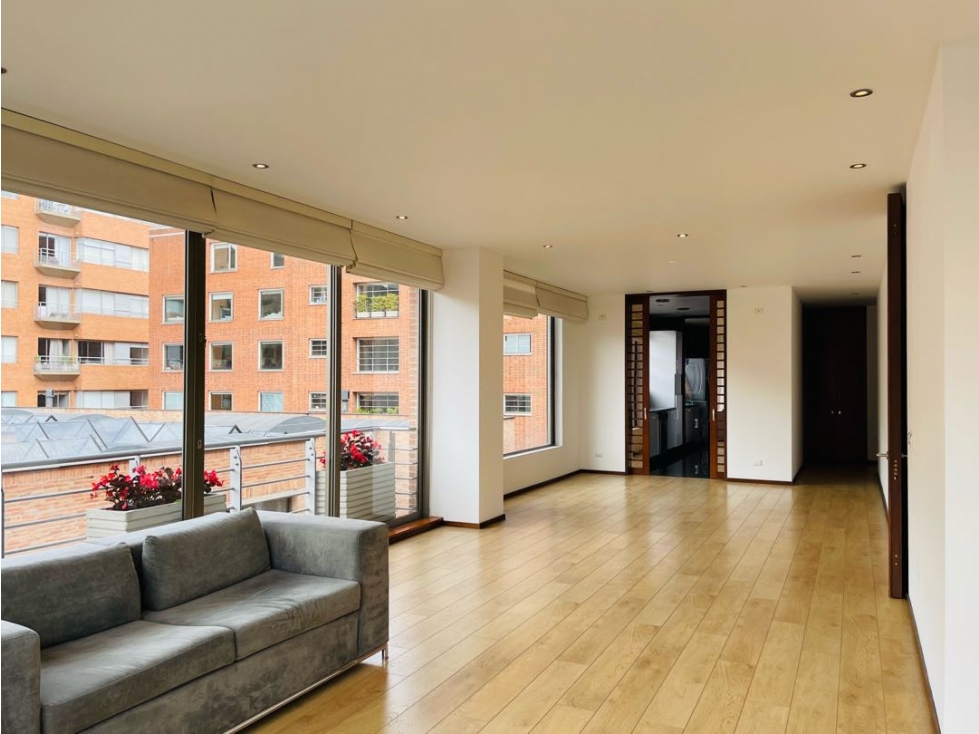 VENTA RENTANDO MODERNO APTO CHICÓ BOGOTA — foto 2