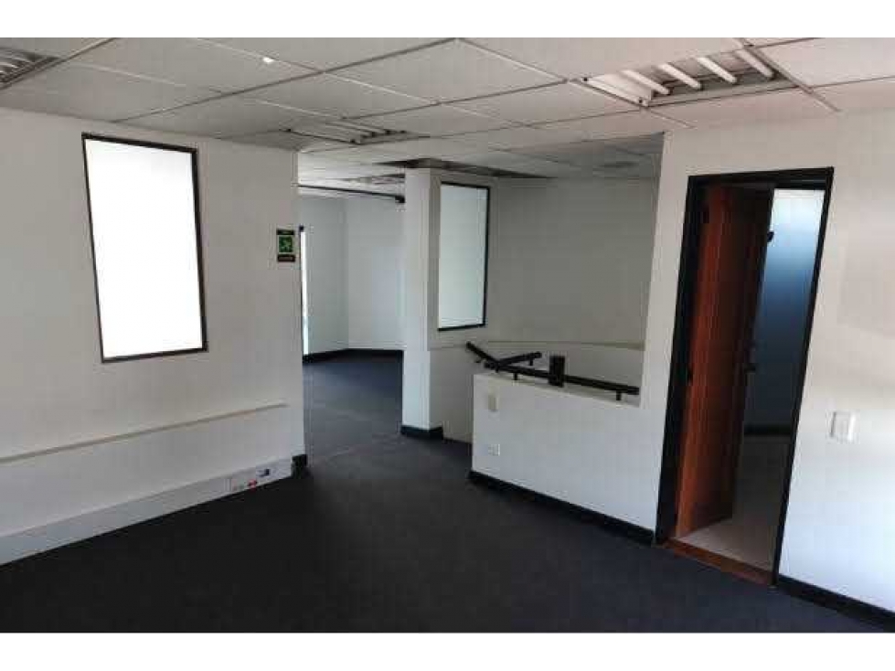 OFICINA EN VENTA O ARRIENDO 90 m² NIZZA — foto 3