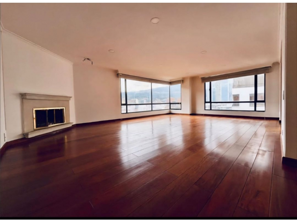 VENTA APARTAMENTO 300m2 REMODELADO EXTERIOR COUNTRY CLUB