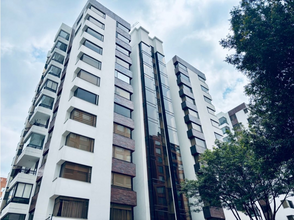 VENTA APARTAMENTO 300m2 REMODELADO EXTERIOR COUNTRY CLUB — foto 2