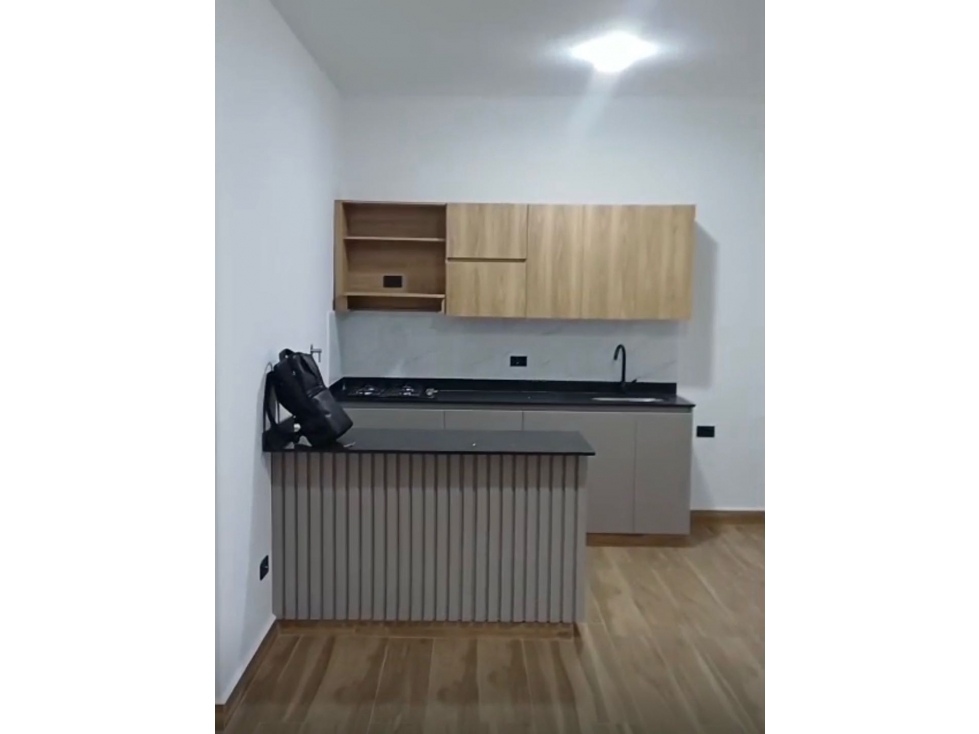 Venta o permuta CASA en LAURELES Santa Teresita - Primer piso — foto 4