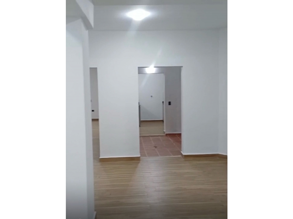 Venta o permuta CASA en LAURELES Santa Teresita - Primer piso — foto 5