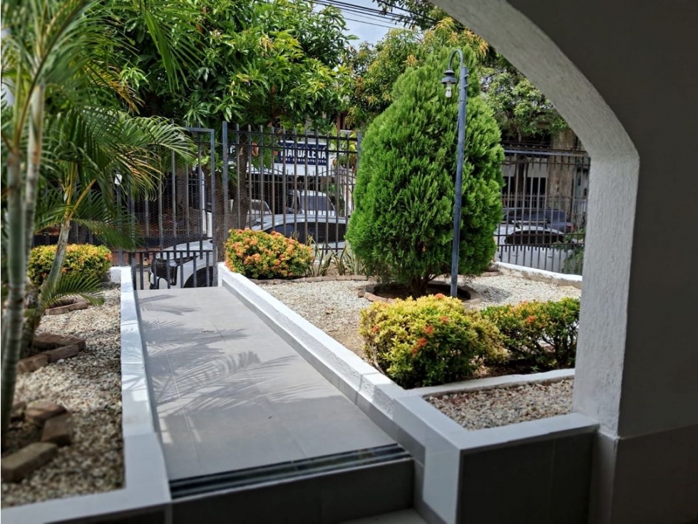 Venta o permuta CASA en SANTA MARTA Barrio Jardín